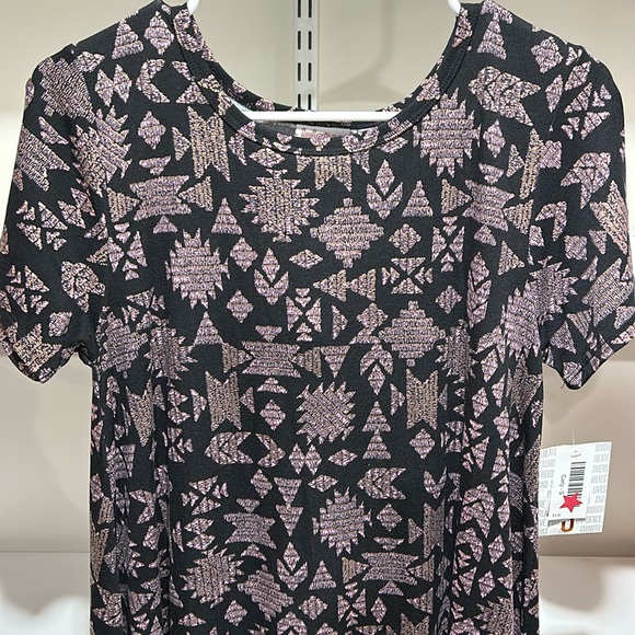 NWT Lularoe elegant Carly - Picture 1 of 6